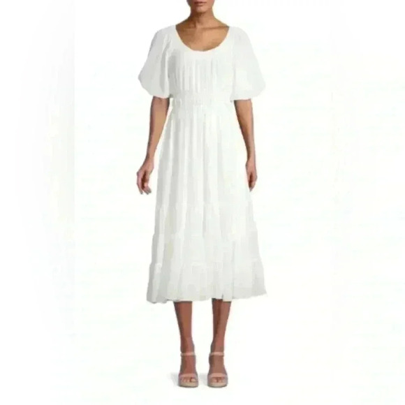 NWT ASTR THE LABEL Chamomile Tiered Dress in White Size Small - Picture 1 of 12